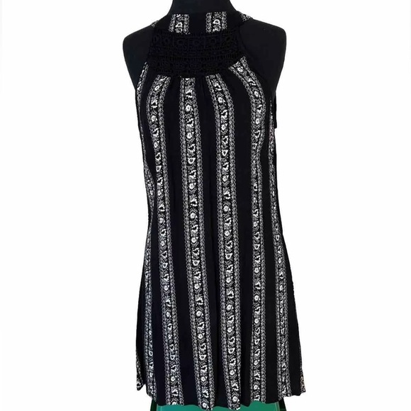 Francesca’s Alya Black and White Halter Mini Sundress - Picture 1 of 12